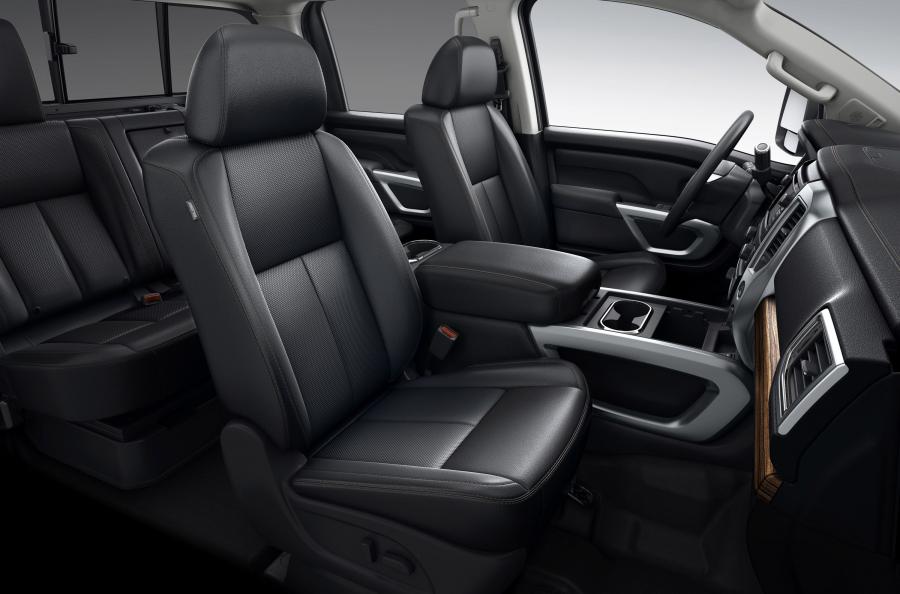  Nissan Titan Crew Cab XD SL 2015 года  (фото 20 из 21)